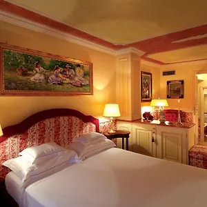https://petit-palais-hotel-de-charme.it-lombardy.com